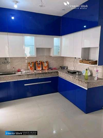 #LargeKitchen #ModularKitchen #KitchenInterior #OpenKitchnen #pantry #inotechkitchen #wadrobedesign #SlidingDoorWardrobe #tvunitdesign #modularTvunits #MasterBedroom #wallpanelling #DressingTable #All_furnitures_work_karane_ka_liye_contact_kare_90279 57097