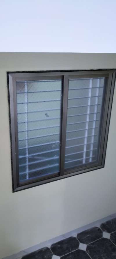 Aluminum window