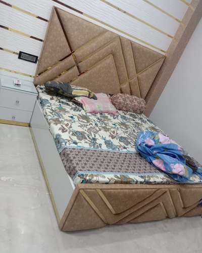 double bed
30000