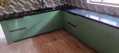 marineplywood kitchen 
interior design  #InteriorDesigner  #KitchenCabinet  #plywood710  #centuryplywood