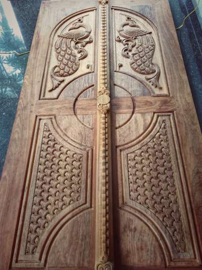 wood door hand carving