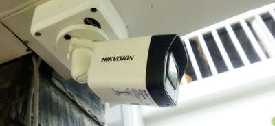 hikvision 4mp ip setup with pt camera + 4* hybrid camera with audio

#hikvision #cctv #cctvcamera #DVR #cp plus #dahua
