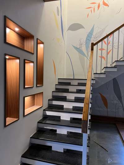 Staircase wall art ✨
 #arcusdesignandbuild  #arcus  #StaircaseDesigns #wallart  #InteriorDesigner  #keralahomedesignz