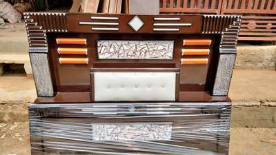 6x6 double bed

deco polish

good quality 

price 11,000/- 

Hamza Enterprises
mob 7879579898