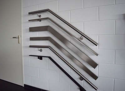 nizssfebrication
stainless steel handrill,&,all tipes febrication work
 #9999235659/saifi