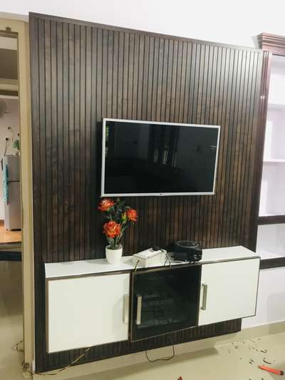 Tv unit simple model