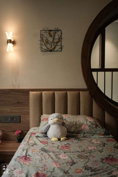 Kids bedroom🐥
.
Project type: Residence 
Area : 5400sqft
Location: Calicut
Completion year: 2025
.
.
.
.
#interiordesign #kidsroom #roundwindow #baywindow #keralahomedesign #modernhome #trending #bed #kidsbedroom #decors #HomeDecor