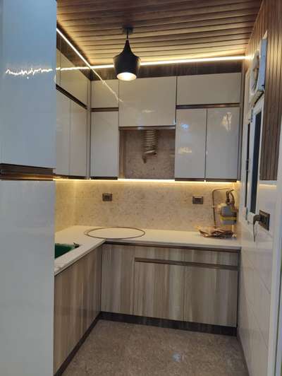 Namaste! Shaft interior se baat kar raha hoon. 
Hum Indirapuram, Ghaziabad me renovation aur interior ka kaam karte hain — false ceiling, modular kitchen, wardrobes sab included. 
Site visit free hai. Aapka requirement kya hai? Bataiye, main design aur estimate share karta hoon