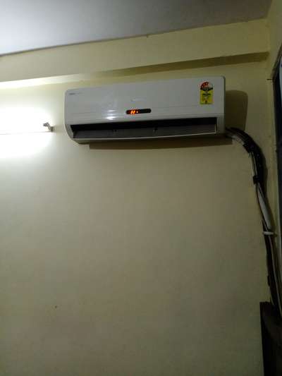 voltas spilit AC services and gas charge