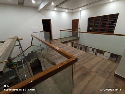 tiffen glass hand rails