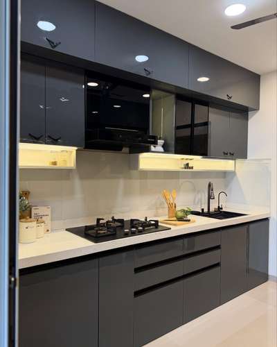 #ModularKitchen  #KitchenIdeas  #LargeKitchen  #ClosedKitchen  #OpenKitchnen
