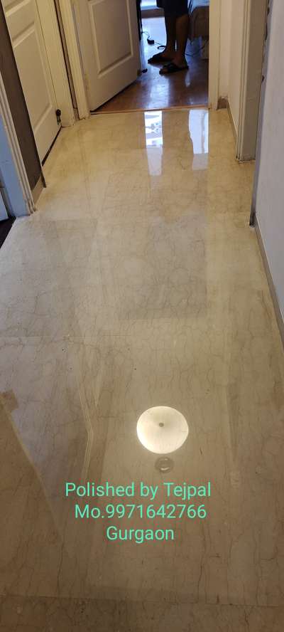 Diamond floor polishing