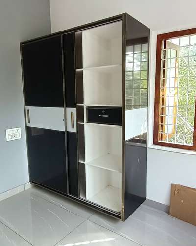 PVC WARDROBE
.
.
.
 #aluminiumfabrication  #Pvc  #WardrobeIdeas  #uniquedesign  #blacklove