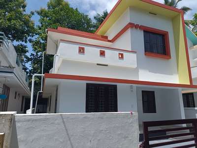 1300 sqft house,4 cent plot,3 bed room bath attached,open well and compound wall with gate mob.9567417209