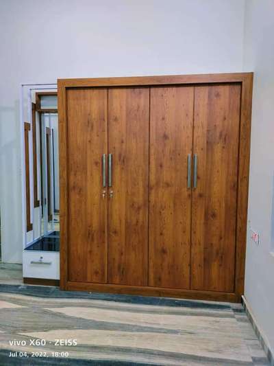 wardrobe Thrissur Kerala
Mob 7907544304 #4DoorWardrobe  #WardrobeIdeas  #WardrobeDesigns  #ClosedKitchen  #IndoorPlants  #InteriorDesigner  #KitchenInterior  #HouseDesigns  #NEW_SOFA  #TraditionalHouse  #koloapp  #koloviral