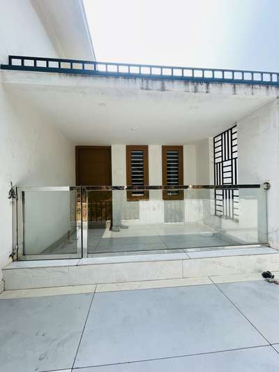 #ssrailing  #wood+ss+glass  #ssrailngs  #sshandrail  #ss_wrok  #ssconstructionhomesolution  #ssglasstable  #ssgates  #ssmaingate  #StainlessSteelBalconyRailing  #SteelStaircase  #steeldoors  #steelgrill  #steelwork