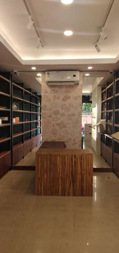 Retail Shop @kacheripady Ernakulam

for more detailes : 9656038378

 #InteriorDesigner  #KitchenInterior #LivingroomDesigns #BedroomDecor #Ernakulam #trivandrum  #Thrissur #Kozhikode