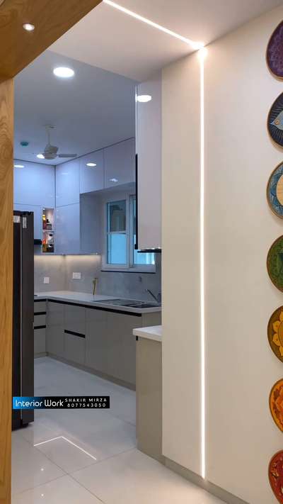 📞 Number in Bio
 Contact For interior work
#ModularKitchen #pantrydesign #RollingShutters #inotechkitchen #tendombasket #scorner #LShapeKitchen #KitchenCabinet #WoodenKitchen #acrelickitchen #LUXURY_INTERIOR