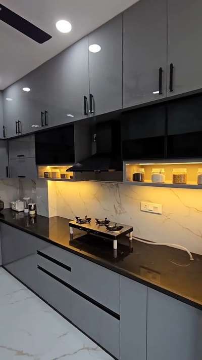 📞Number in Profile Bio
 Contact For interior work!!
#WoodenKitchen #ModularKitchen #inotechkitchen #pantrycupboard #basketkitchen #tendombasket #scorner #profilelight_ #profilehandles #GlassDoors #InteriorDesigner #homeinteriordesign