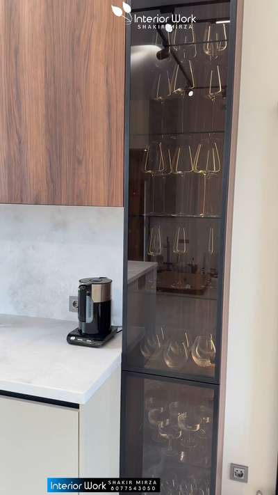 #wadrobedesign #SlidingDoorWardrobe #tvunitdesign #modularTvunits #MasterBedroom #wallpanelling #DressingTable#vanity#walldesing #LargeKitchen #ModularKitchen #KitchenInterior #OpenKitchnen #pantry #inotechkitchen# #All_furnitures_work_karane_ka_liye_contact_kare_8077543050