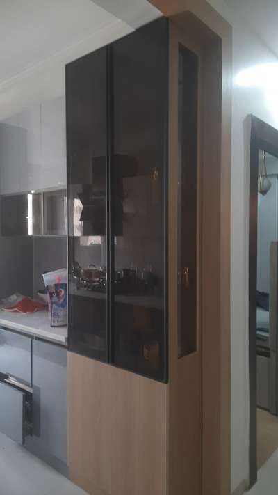 interior work designer karane ke liye Sampark Karen contactor Thekedar Sunil Kumar Gurgaon #LargeKitchen #kichan #InteriorDesigner #KitchenInterior