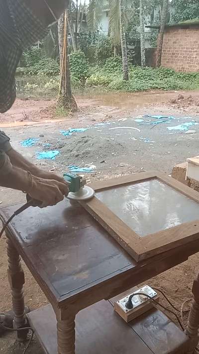 sanding 🥰🥰 ♥️
 #kolofolowers  #kolopost  #kolo
 #woodpolish  #woodpolishing  #WoodenWindows  #TeakWoodDoors  #everyonefollowers  #everyone  #Kannur  #kerala  #thamilnadu  #ഇന്ത്യ