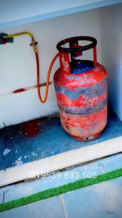 Gas pipeline installation