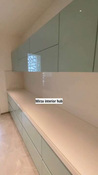 #ModularKitchen  #KitchenIdeas  #LargeKitchen  #OpenKitchnen  #ClosedKitchen  #inotech  #pantry  #Modularfurniture work karane ke liye contact kare
whats.+919625506863
call.+917060375916 Sakib Mirza