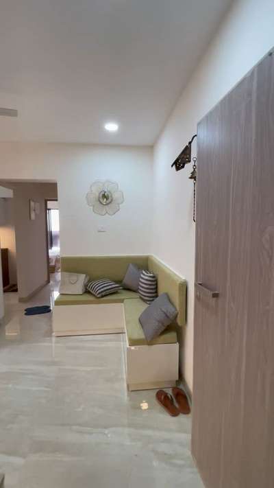 Full interior work in chandiwala complex andheri east mumbai. Contact us for Pan india work .
  #KitchenInterior #Architectural&Interior #InteriorDesigner  #HomeDecor  #interiordesign   #mumbai  #delhincr  #Modularfurniture  #LUXURY_INTERIOR  #LUXURY_SOFA  #LUXURY_BED