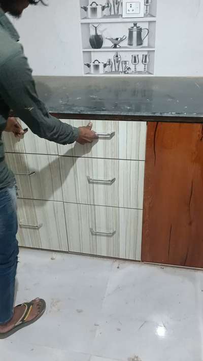 low rates excellent work any carpenter work call me contact -8718982018



 #ModularKitchen  #KitchenIdeas  #ClosedKitchen  #LargeKitchen  #LShapeKitchen  #KitchenCabinet  #WoodenKitchen