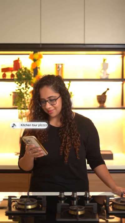 Celebrity Insta Jnfluencer talking about her dream come true with Sleek Kitchen by Asian Paints 
 #Kitchen #sleekkitchen #ModularKitchen