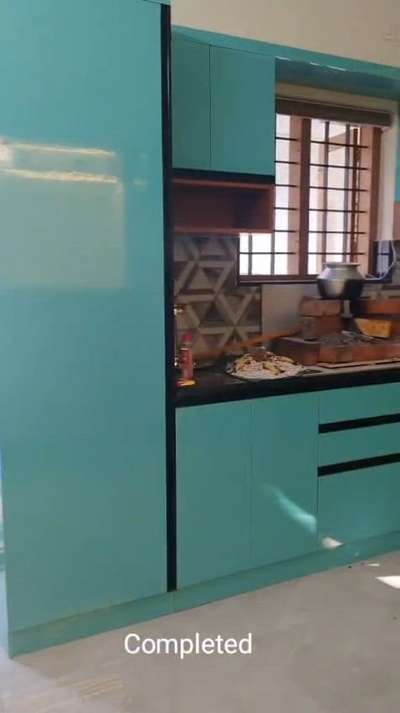 Modular kitchen.✨@ ezhumatoor 
 #kitchen  #ModularKitchen  #KitchenIdeas  #KitchenInterior  #KitchenRenovation  #KitchenCabinet  #OpenKitchnen  #SmallKitchen