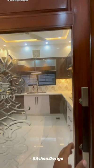 #ModularKitchen  #inotech  #pantry  #GlassDoors  #combinatnationmica_  #PVCLaminates  #handle  #partitiondesign  #HomeDecor  #WallDecors  #BedroomDecor  #almirahdesign  #ModularKitchen  #modularwardrobe  #ModernBedMaking  #Modularfurniture work karane ke liye contact kare
whats.+919625506863
call.+917060375916 Saquib Mirza