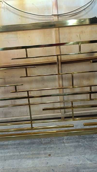 styles partition design And coating best finish 
high glossy gold finish