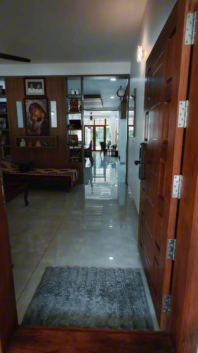 A complete premium luxury interior #Kottayam 
.
#interiordesign 
.
@urbannest2015
.
.
#kottayam #ernakulam #pathanamthitta #alappuzha #socailmedia #decor #interior #design #home #interiordesign #homedecor #instahome #interior123 #interiorinspiration #designinspiration #interiorstyling #homeinterior #decoration #interiordecor #homedesign #modernhome #interiordesign #decorlovers #instagramgrowth #explore #viral #trending #igreach #instagramhacks