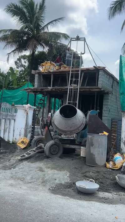 Roof slab concrete 
@pandalam 
#pandalam #ground floor