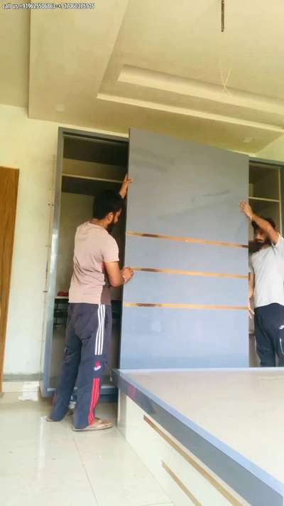 #SlidingDoorWardrobe  #slidingwardrobe  #ModularKitchen  #BedroomDecor  #HomeDecor  #wallpanellingideas  #InteriorDesigner  #LUXURY_INTERIOR  #modularwardrobe  #ModernBedMaking  #Modularfurniture work karane ke liye contact kare
whats.+919625506863
call.+917060375916 Saquib Mirza