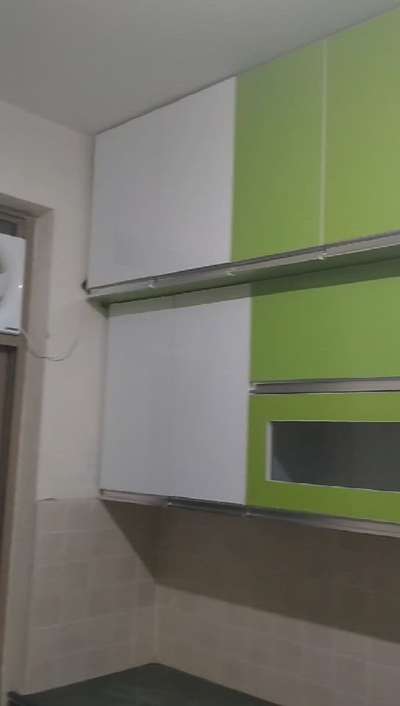 WHITE & GREEN PARALLEL SHAPE KITCHEN