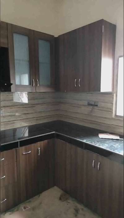 #ModularKitchen #LShapeKitchen #WoodenKitchen #KitchenRenovation #KitchenInterior #SmallKitchen #KitchenInterior