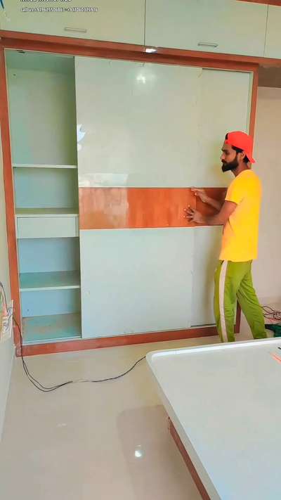 #WardrobeDesigns  #WardrobeIdeas  #modularwardrobe  #combinatnationmica_  #SlidingDoorWardrobe  #HomeDecor  #WallDecors  #BedroomDecor  #ModularKitchen  #modularwardrobe  #ModernBedMaking  #Modularfurniture work karane ke liye contact kare
whats.+919625506863
call.+917060375916 Saquib Mirza