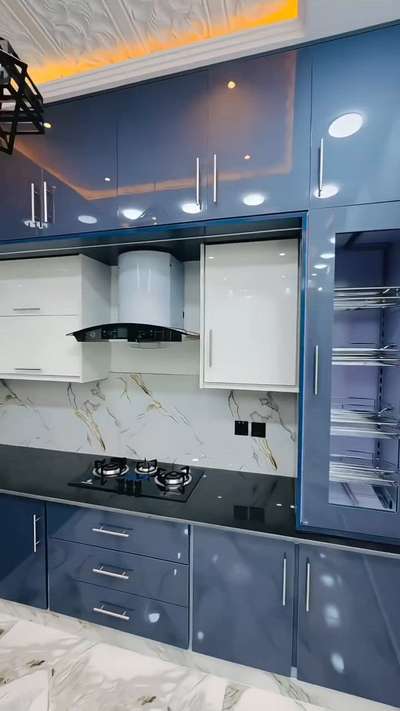 Kitchen goals. 🏠 #LShapeKitchen  #KitchenCabinet  #ClosedKitchen  #KitchenIdeas