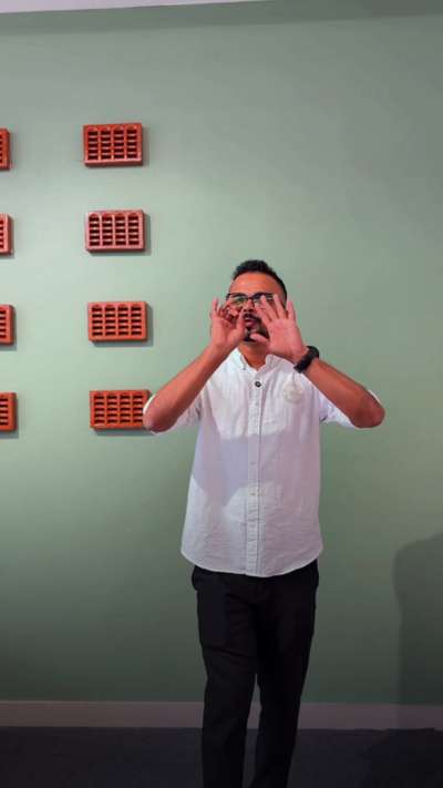 വെറൈറ്റി സോഫ കണ്ടിട്ടുണ്ടോ നിങ്ങൾ 💫😍😍

 #furniturdesign  #bestfurniture  #trendingproducts  #sofá  #fayizroomy  #creatorofkolo