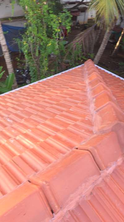 upvc rainwater gutter &commnvelth clay roofing tile 👷roofings tile work Assitance feel free to contact us..
