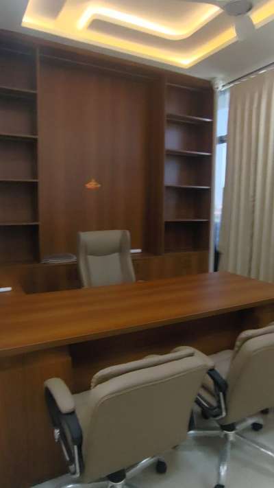 Manager Cabin 
SHREE SHYAM REAL ESTATE 
M2K COUNTY DHARUHERA
SIZE -11'-0"X 13'-0*
 #managercabin #FalseCeiling #ModularFurnitures #bosstable #WALL_PANELLING