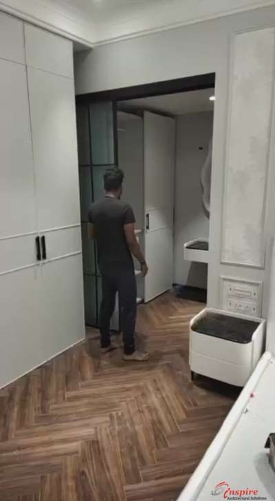 Slim Sliding Partitions