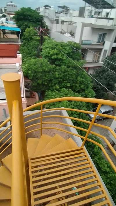 spiral staircase  
 #StaircaseDecors #GlassHandRailStaircase #GlassStaircase #LShapedStaircase #LShapedStaircase #StaircaseDesigns #StraightStaircase #StaircaseStorage #CurvedStaircase #StaircaseHandRail #WoodenStaircase #StaircaseLighting