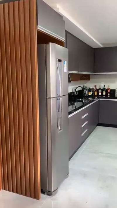 #pantrydesign  #ModularKitchen  #inyeriordesign  #InteriorDesigner  #HomeDecor