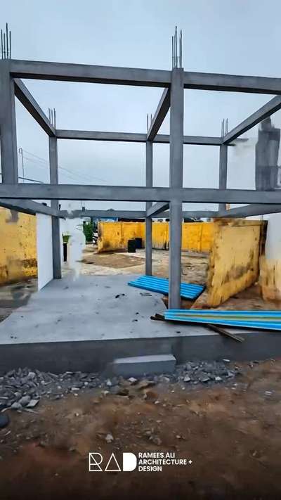 Designing smart spaces on compact land.
This contemporary home is crafted on just 3.5 cents, proving that thoughtful architecture can transform even limited plots into elegant living spaces.

#compacthome #rameesali #smallplotdesign #radarchitecture #contemporaryhomedesign