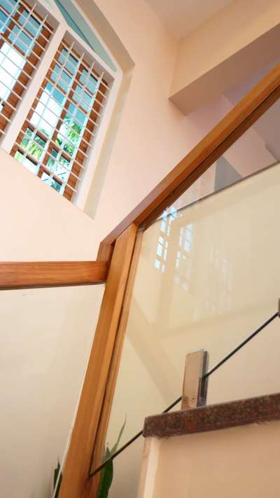 #handrail #stairs #interiordesign #balustrade #staircase #architecture #railing #railings #design #glassrailing #handrails #stainlesssteel #handraildesign #glass #steel #handrailing #balustrades #welding #custom #construction #framelessglass #stainless #framelessglassbalustrade #kanopi #glasshandrail  #glasses