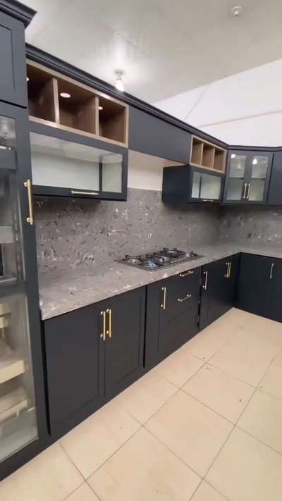 #ModularKitchen #InteriorDesigner #ModulareCabinates #LatestDesign #KitchenInterior #HomeDecor #ModularFurniture #HomeDesign #TrendingDesign #Signaturekitchens